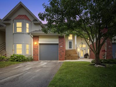 3581 West Old Oaks DRIVE