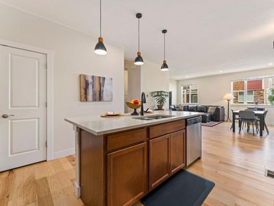 671 Robert St #671