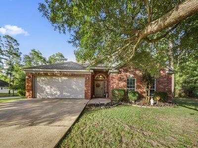 111 Boxwood Ct