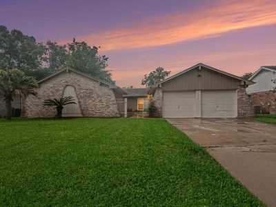 16318 Blackhawk Blvd