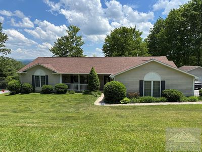 426 Saxon Pl