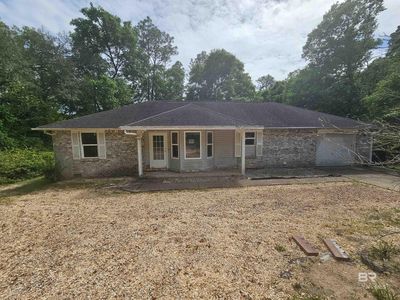 2700 Pine Ridge Dr