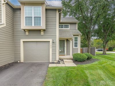 Property at 102 Nantucket Lndg, Centerville, OH