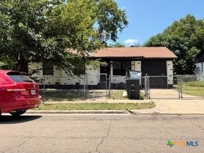 1407 Connell Dr