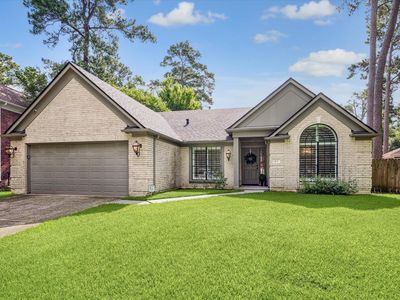 14 Lush Meadow Pl