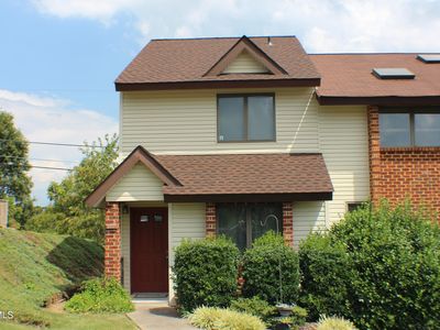 251 Willowbend Dr