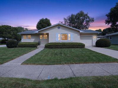2016 Moreland Dr