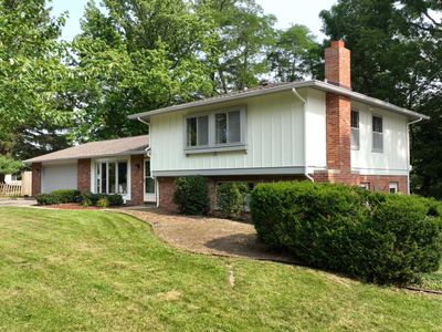 110 Brittany Ln