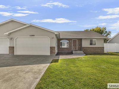 1288 S Ashland Dr