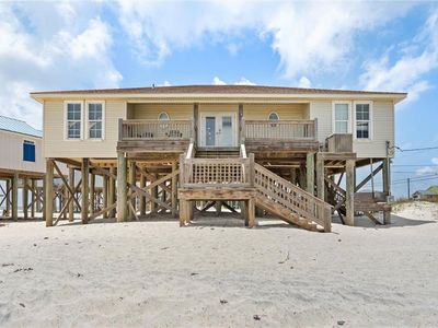 105 Treasure Ct