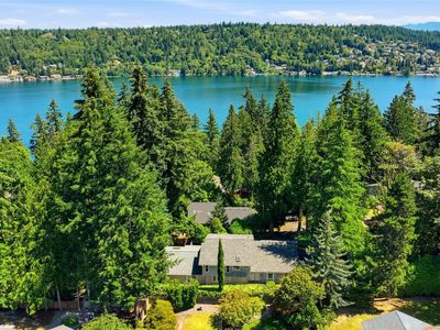 2209 W Lake Sammamish Parkway NE