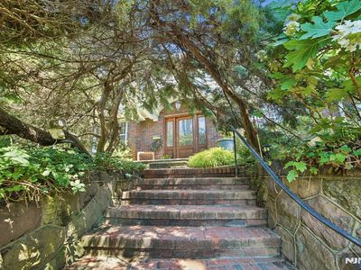 157 Sussex Rd