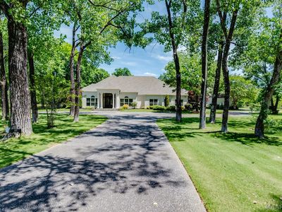 307 Foxhall Rd