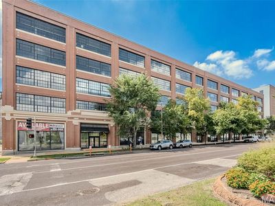 4100 Forest Park Ave #305