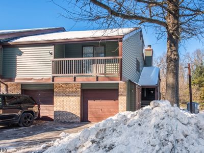 Property at 7 Summit Ct, Annandale, NJ