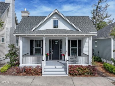 13 Hamlet Row