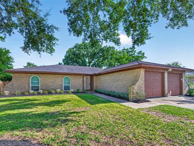 22823 Merrymount Dr