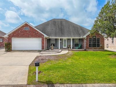 426 Moonraker Dr