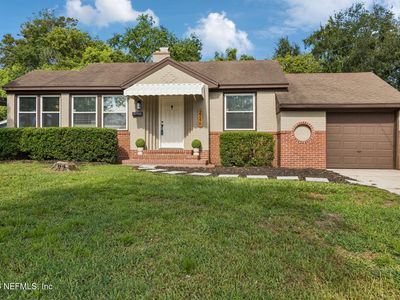 2246 REDFERN Road
