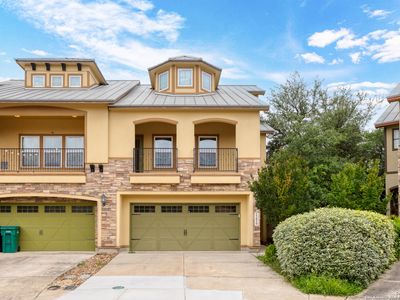 23819 STATELY OAKS