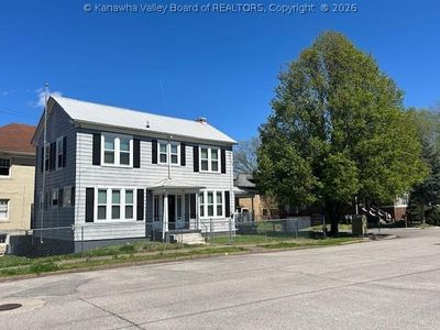 700 Hall St