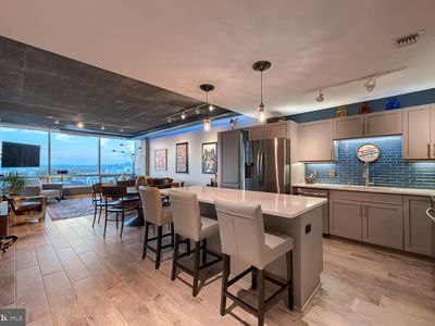 1200 Steuart St Unit 528