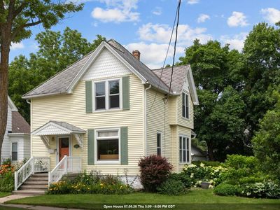 120 E Commercial St