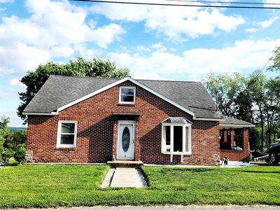 82 Pleasant St