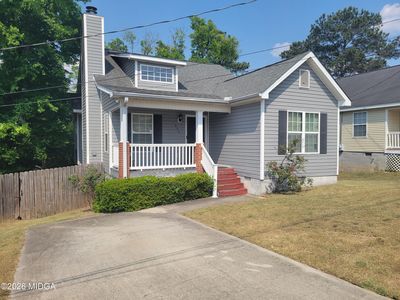 835 Elizabeth St
