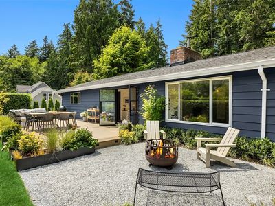 10430 NE Cascade Street