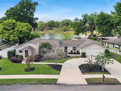 2100 Mae St
