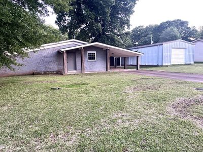 Property at 1612 Tennessee St, Sheffield, AL