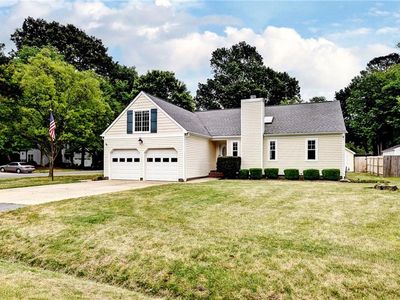 701 Tabb Lakes Dr