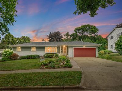 4706 Jade Ln