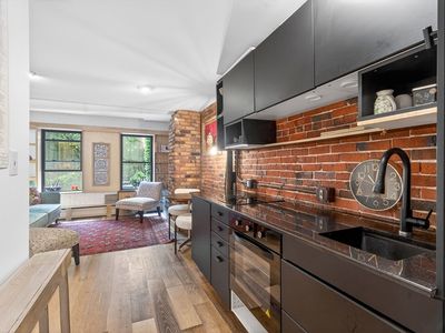 17 Grove St APT 1