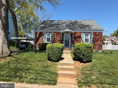 345 E High St