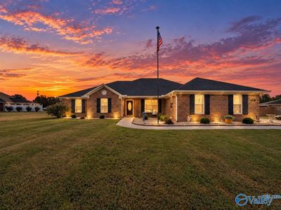 129 Edgebrook Dr