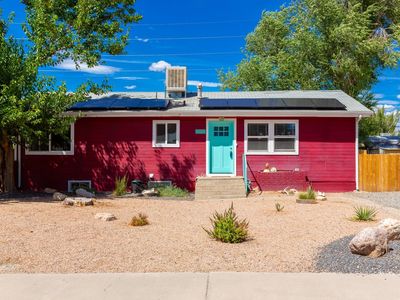 1047 E Aspen Ave