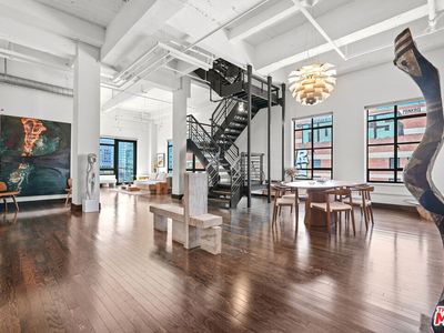 849 S Broadway #1210