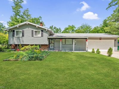 Property at 27705 White Rd, Willoughby Hills, OH