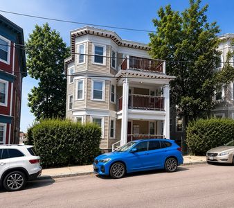 22 Rowell St
