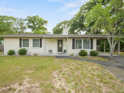 219 Pilgrim Ave