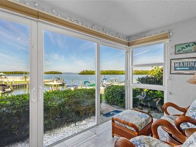 600 Sutton Pl APT 104