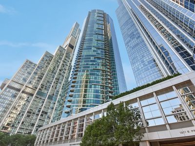 1201 S Prairie Ave APT 5004