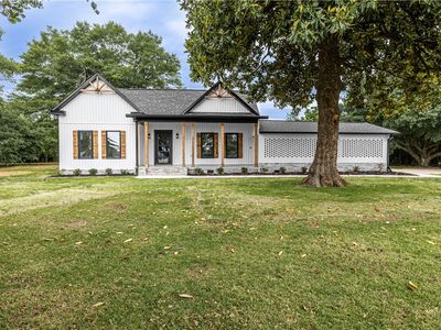 2817 Broadway Lake Rd