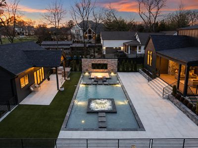 935 Battery Ln