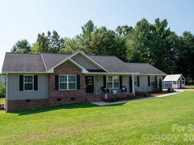 2422 23rd Street Dr NE