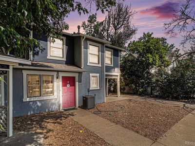 2535 Spruce Street