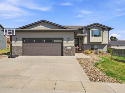 2611 Meadows Dr