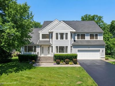 53 Ridge Dr